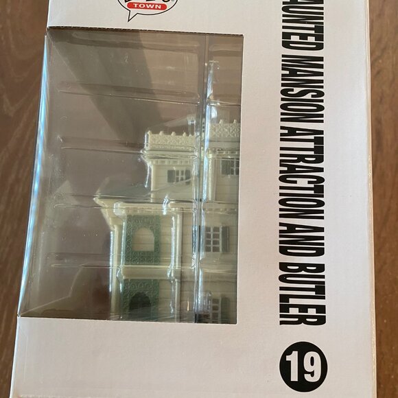 Haunted Mansion and Butler Pop! by Funko - Picture 5 of 6